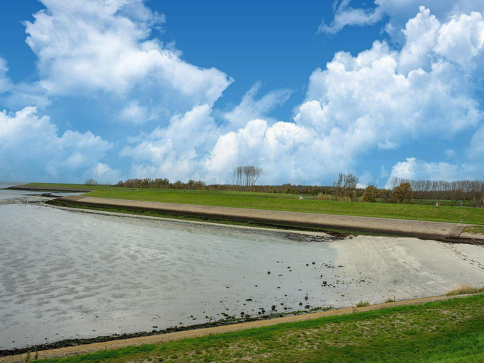 Others 4, House Near Scherpenisse Beach With Garden, Tholen
