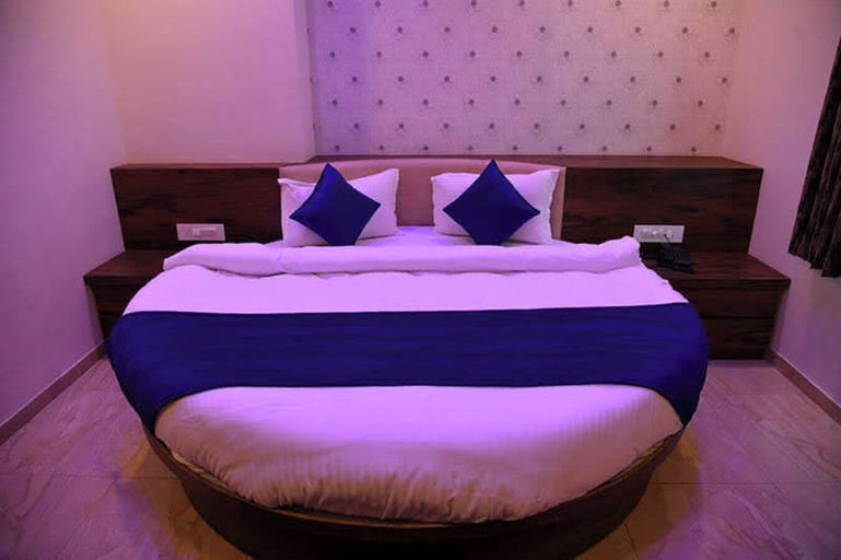 Room 2, Hotel PVR, Ahmadabad