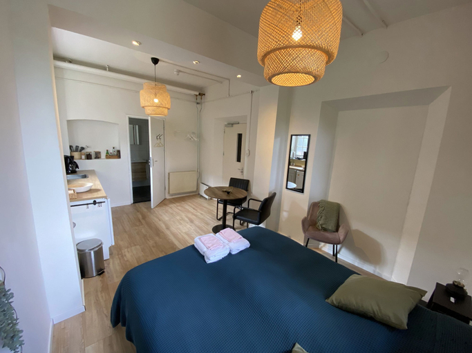 Room 5, Modern Studio 3 in Historic Abbey, Maastricht