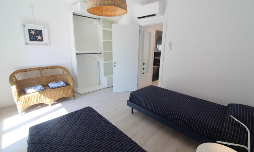 Bedroom 5, Modern villa 250mt from the beach, Udine