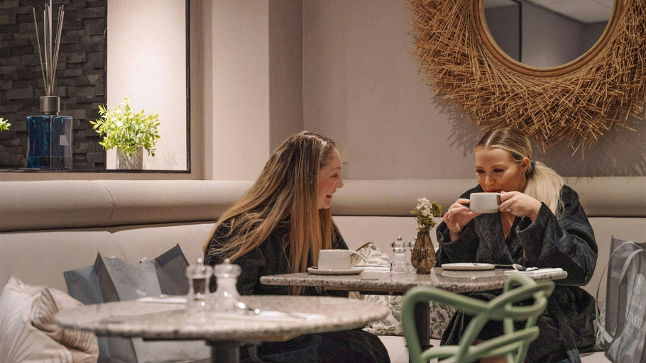 Food & Drinks 5, Fairlawns, Hotel And Spa, Walsall