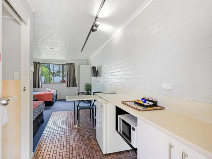 Others 5, A Raceview Motor Inn, Toowoomba - West