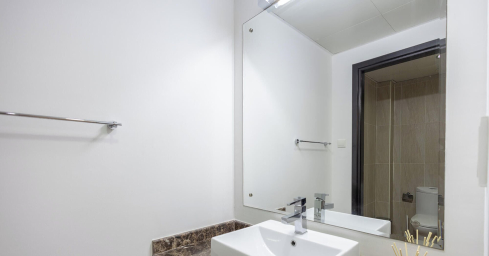 Bathroom 4, LUX The 02 Residences JLT Suite, Dubai