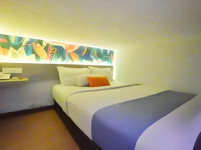 Bedroom 4, Front One Budget Hotel Slamet Riyadi Solo, Solo