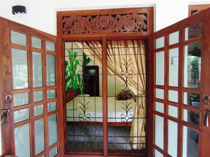 Room 5, Keerthi Homestay, Dambulla