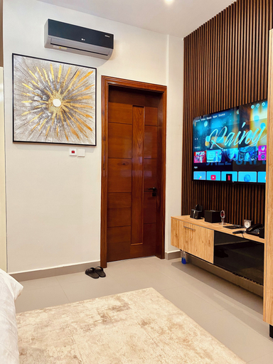Room 5, Goba Peaks, Kinondoni