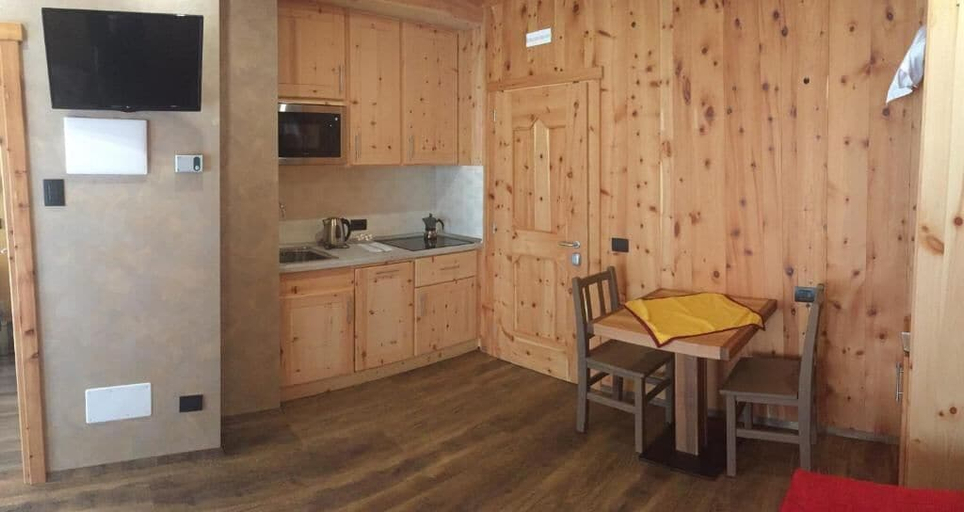 Others 5, CHALET LA RUGIADA, Sondrio
