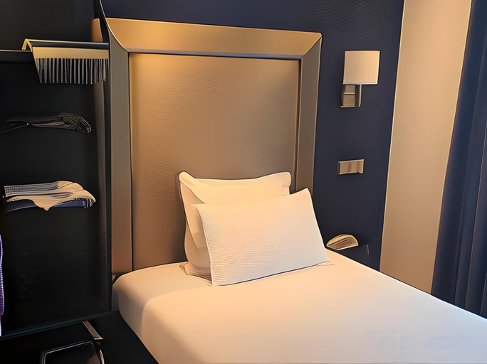 Bedroom 3, Acacias Étoile, Paris
