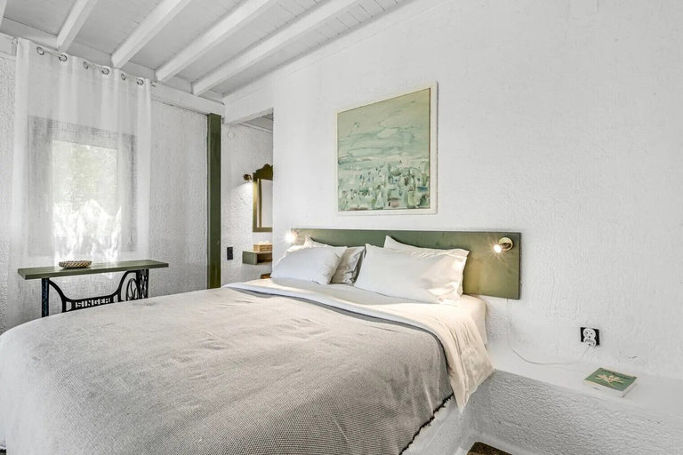 Bedroom 4, Niriides Villas, Peloponnese