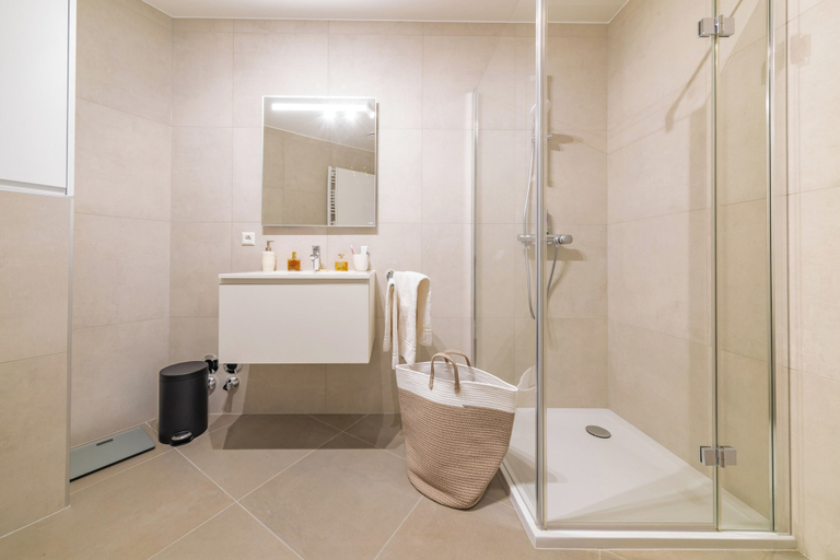 Bathroom 3, Halternative Residence Rose, Luxembourg