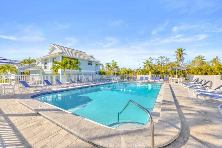 Pool 3, Seashells Unit 28 2 Bedroom Condo, Lee