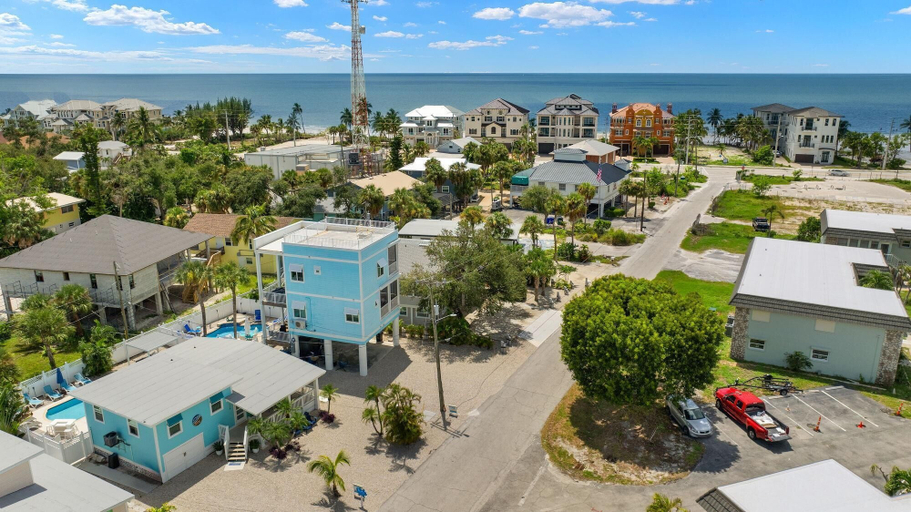 Exterior & Views 2, Bluewaters Beach House, Lee