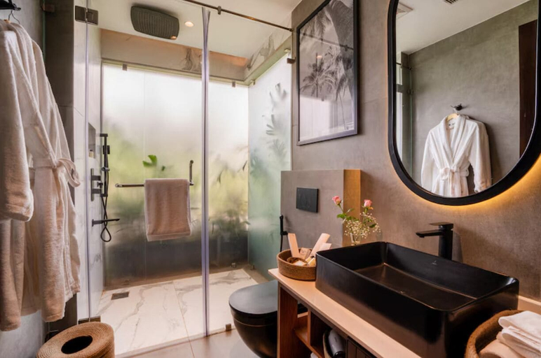 Bathroom 4, Alfred's Jewel Resort Goa, North Goa