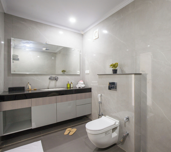 Bathroom 5, ELIVAAS Enchantia 6 BHK Farmhouse, Gurgaon