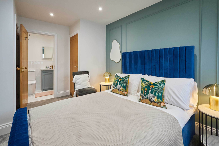 Room 5, Host and Stay The Seaview Lookout, North Yorkshire