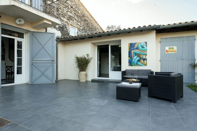 Exterior & Views, Le Mas des Oliviers, Gard