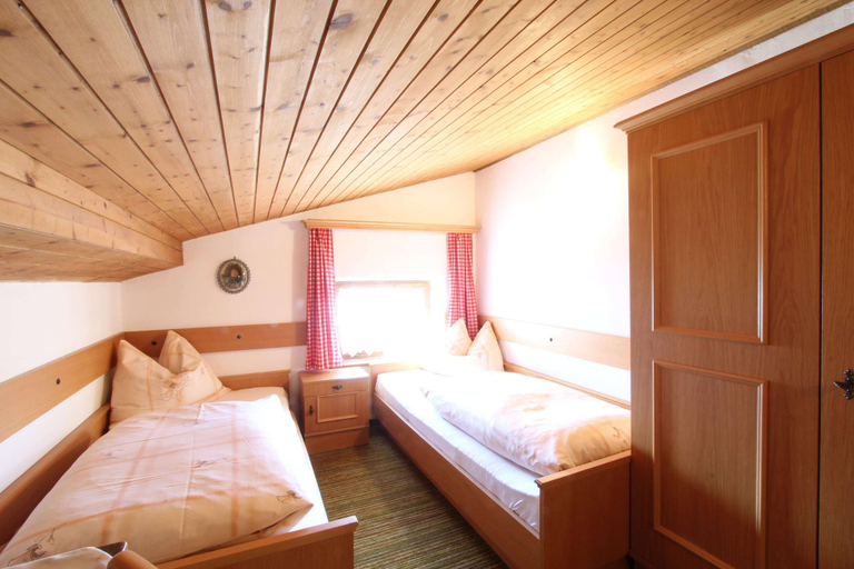 Bedroom 5, Spacious Apartment Near Ski Area in Mittersill, Zell am See