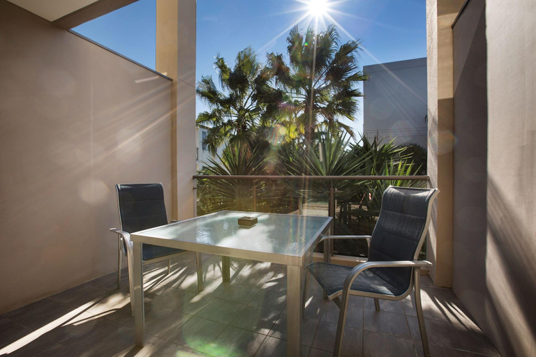 Bedroom 5, Nightelier Narrabeen, Sydney
