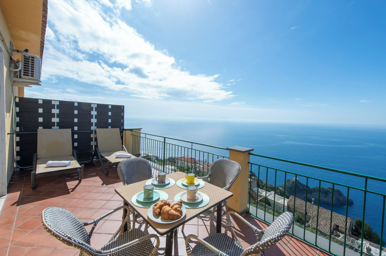 Terrace/patio 2, VivimiHome-Casa Tiberio, Salerno