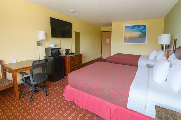 Bedroom 4, Days Inn by Wyndham Morton, Tazewell