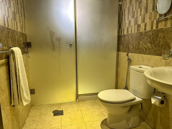 Bathroom 5, Milana Hotel, Jeddah