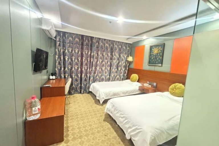 Bedroom 3, Hot Spring Holiday Hotel, Cangzhou