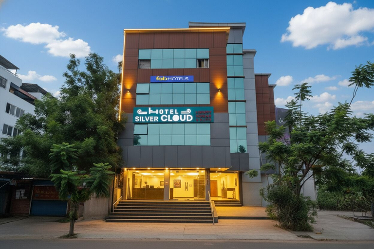 Property entrance, Fabhotel Dsg Residency, Faridabad