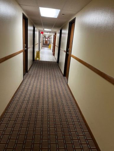 Public Area 2, Super 8 by Wyndham Smithville/Kansas City, Kansas City