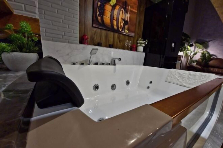 Bathroom 4, Warm Private JACUZZI Apartment - TBILISI by N A T Suite, Tbilisi