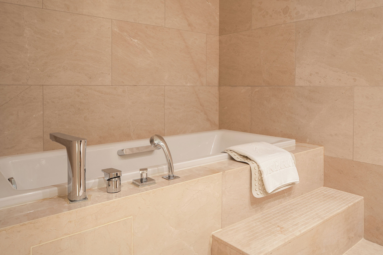 Bathroom 4, Crown Park Hotel Seoul Myeongdong, Jung