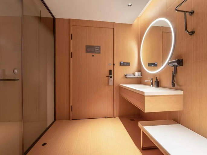 Bathroom 3, Ji Hotel Suzhou Guanqian Street Centre, Suzhou