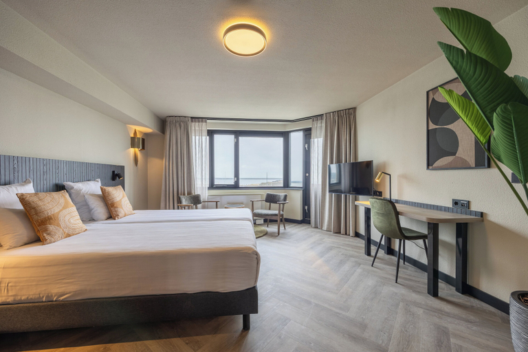 Bedroom 2, Leonardo Hotel IJmuiden Seaport Beach, Velsen