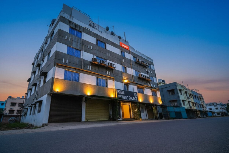 Exterior & Views