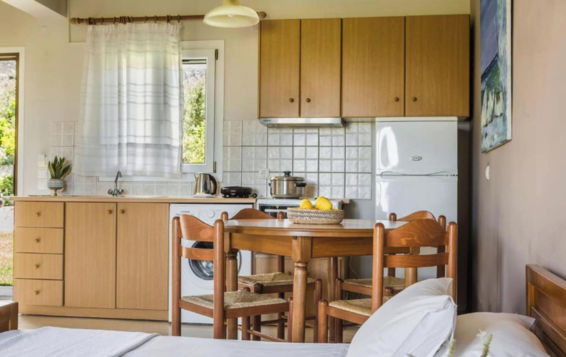 Room 2, Mirtia Studios, Ionian Islands