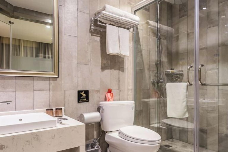 Bathroom 3, Xitang Kaixun Boutique Hotel, Jiaxing