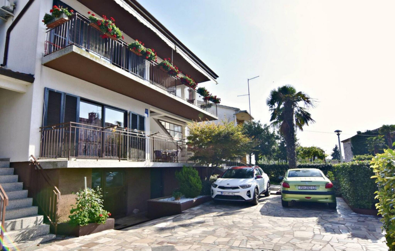 4, Garden apartment in Umag, Umag