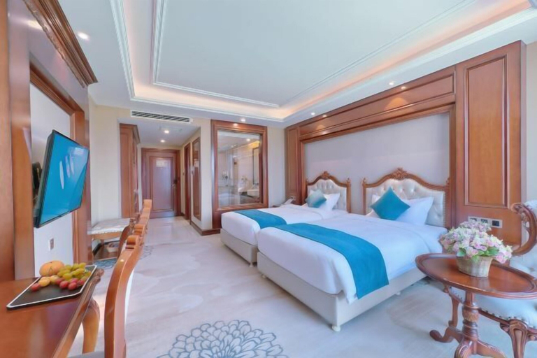 Bedroom 3, Mintai Hot Spring Holiday Hotel, Zibo