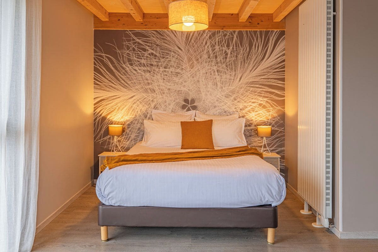 Bedroom 3, Ome Sweet Home, Aube