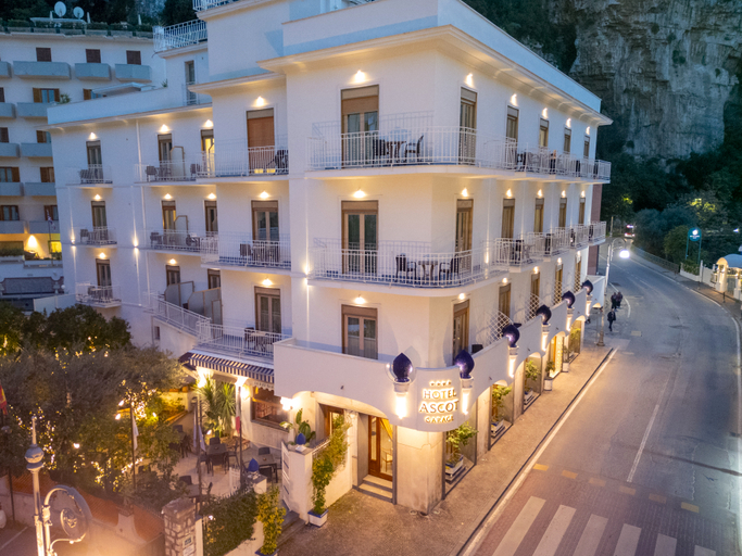 Exterior & Views 2, Hotel Ascot, Napoli