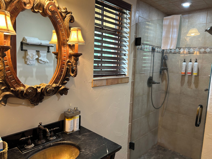 Bathroom 4, Ocean Lodge Resort, Glynn