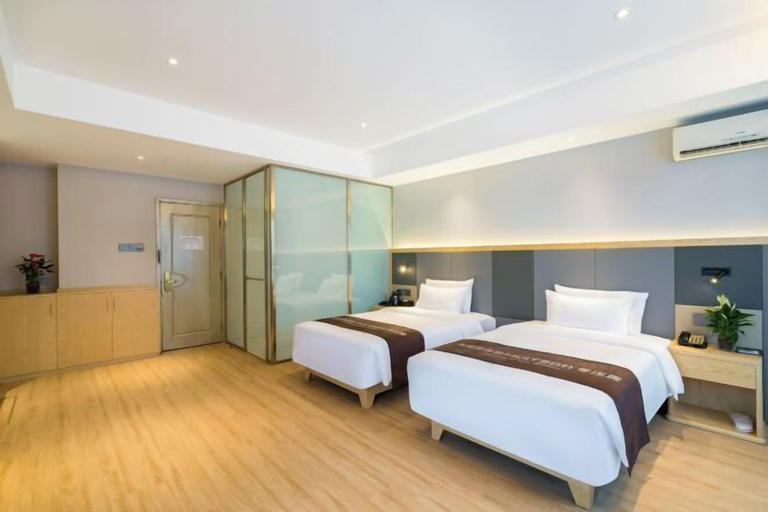 Bedroom 3, China Electronics Huajing Business Hotel, Beijing