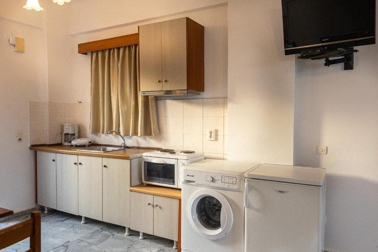 Room 5, Seaheaven House B4 - Beachfront Nest Memi Koroni, Peloponnese