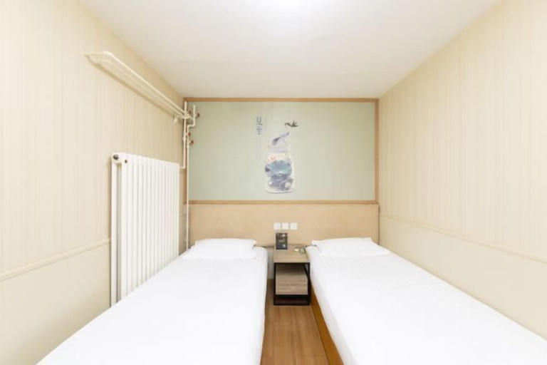 Bedroom 3, Golden Inns (Beijing Dajiaoting), Beijing