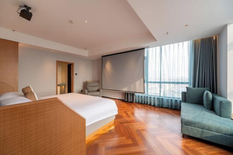Bedroom 3, SMIR International Hotel, Linfen