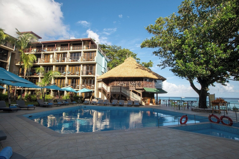 Exterior & Views 2, Coral Strand Smart Choice Hotel