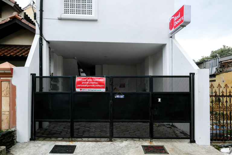 Others 3, RedDoorz @ Simple Stay Malang, Malang