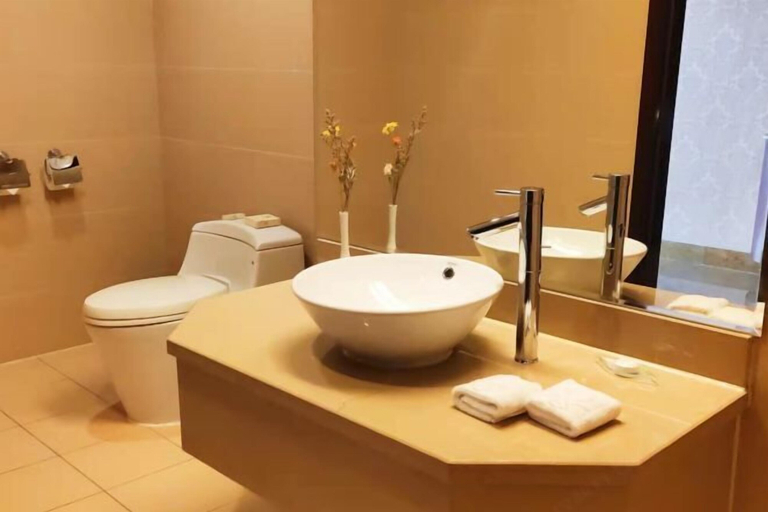 Bathroom 3, Xintian International Hotel, Xiangtan