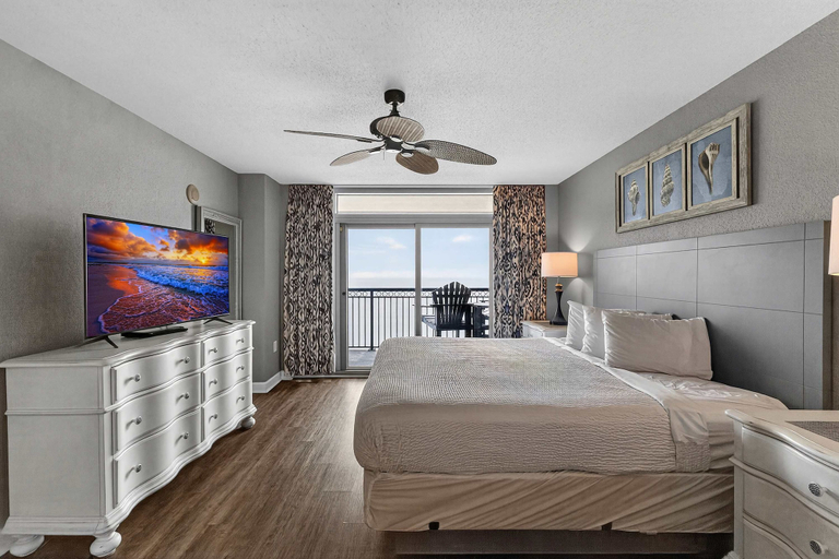 Interior 4, Grand Atlantic 1504, Horry