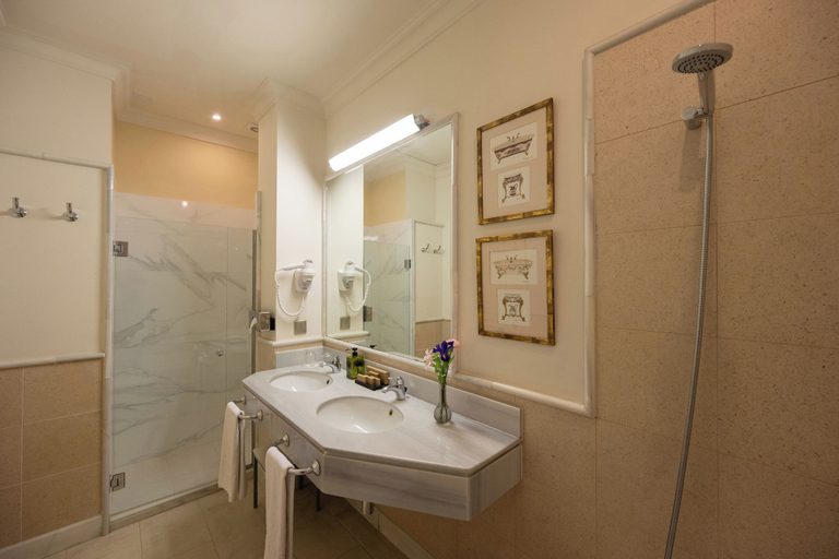 Bathroom 5, Casa Romana Hotel Boutique, Sevilla