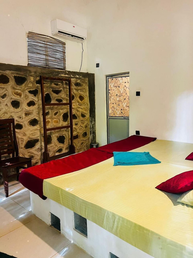 Room 3, Niwana Resort, Kiriella